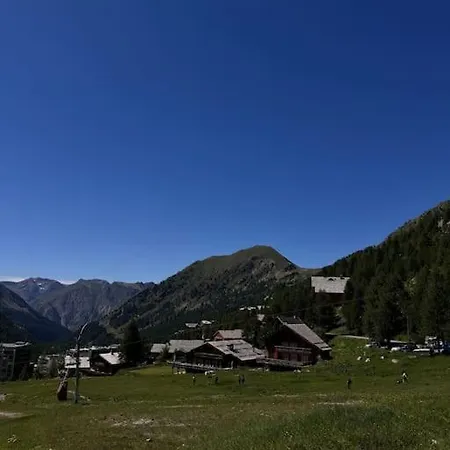 Apartment Baby Jane, Front De Neige Isola